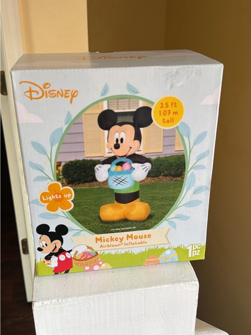 Disney Mickey Mouse Inflatable Decoration